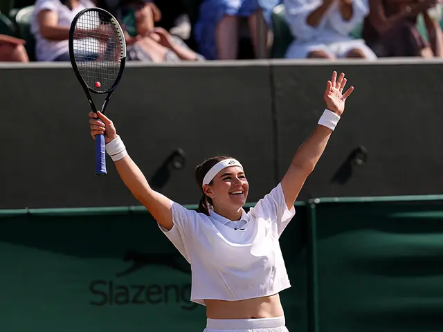 Muchová letí Wimbledonem. Navrátilová věští českou vítězku